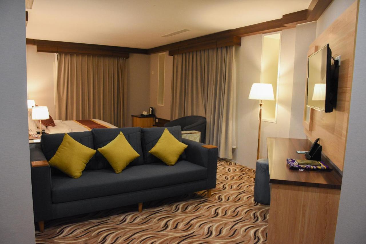 Florida Inn Hotel นาจราน ภายนอก รูปภาพ