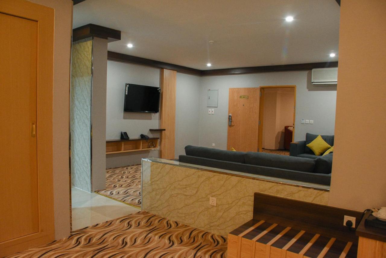 Florida Inn Hotel นาจราน ภายนอก รูปภาพ