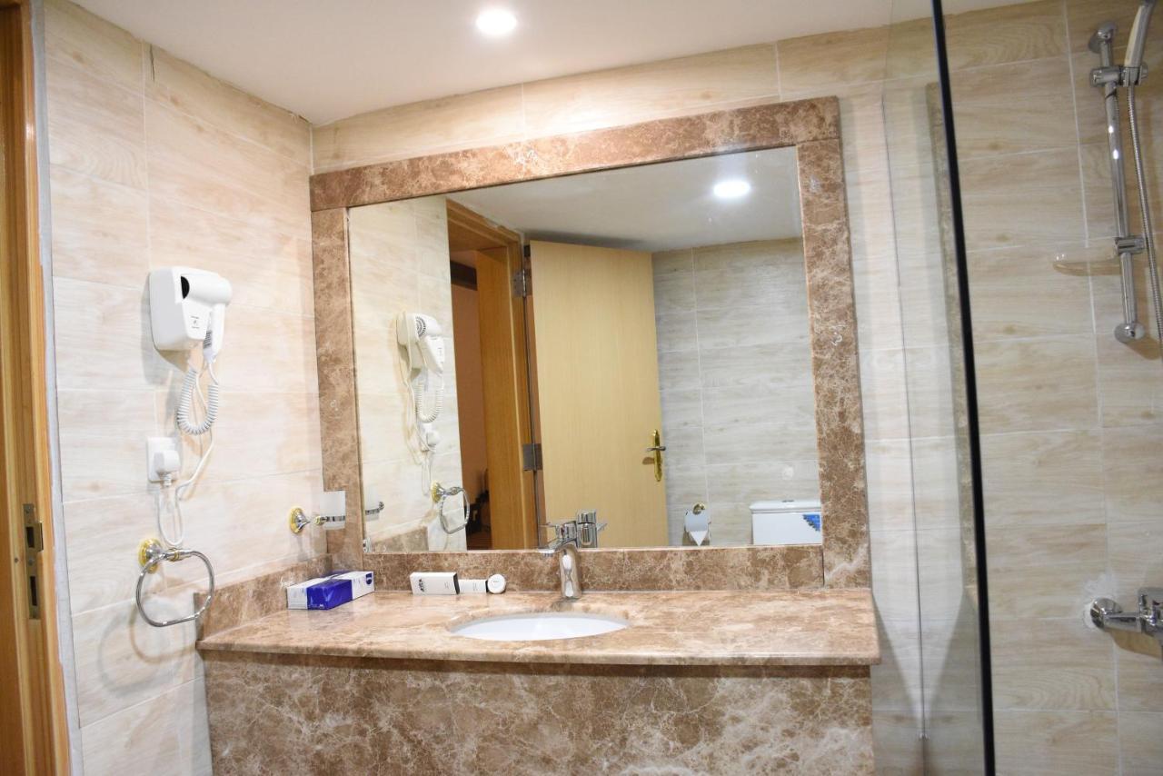 Florida Inn Hotel นาจราน ภายนอก รูปภาพ