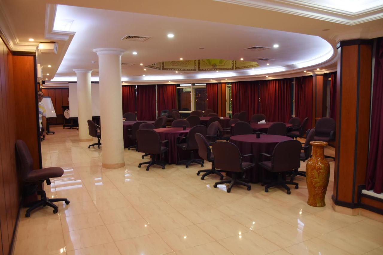 Florida Inn Hotel นาจราน ภายนอก รูปภาพ