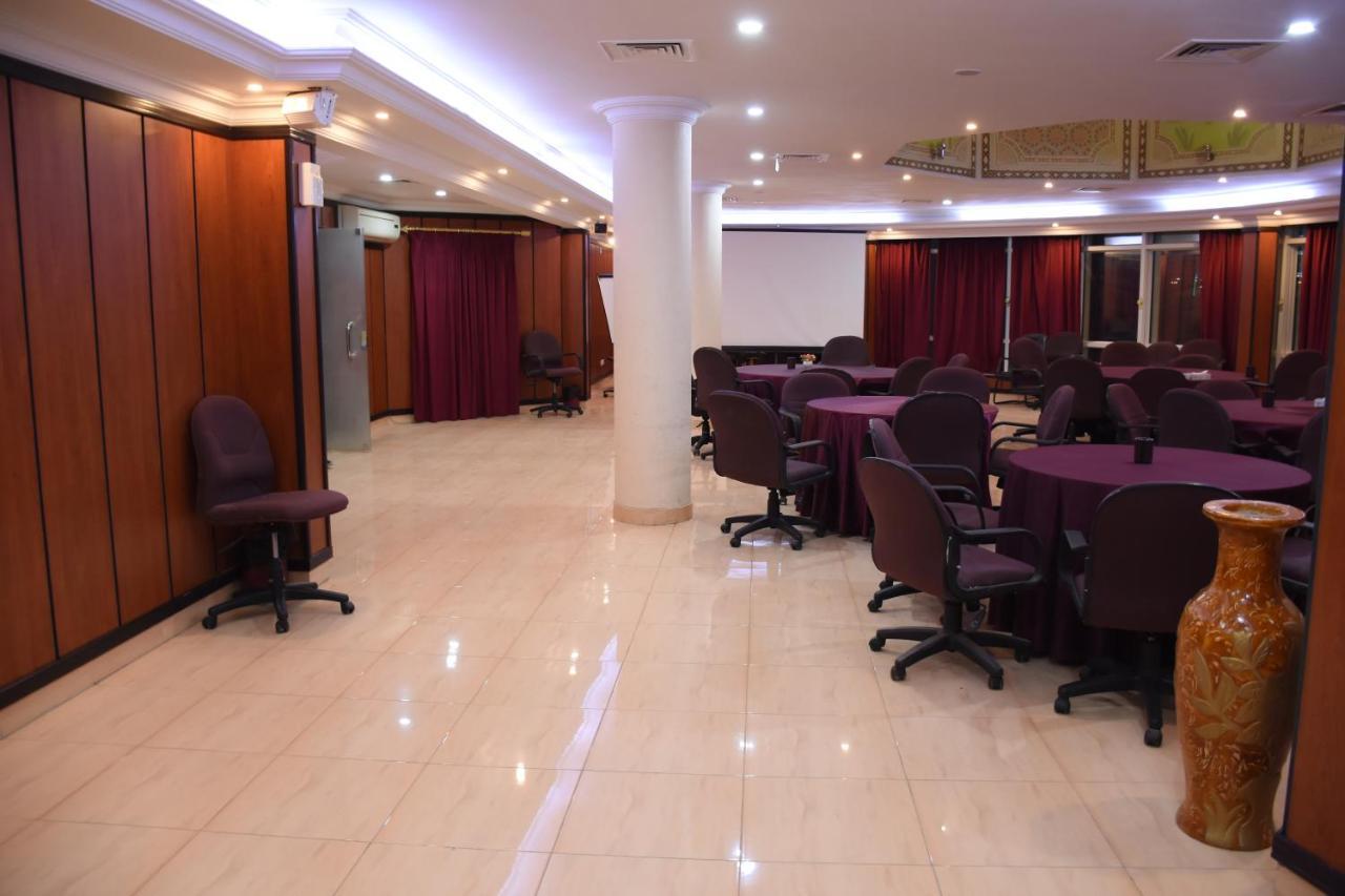 Florida Inn Hotel นาจราน ภายนอก รูปภาพ